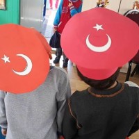kutlu doğüm ,kurban bayramı ,artık materyal ,kağit işleri ,sınıf süsü ,anneler günü ,babalar günü ,gelişim raporu (2989)