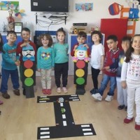kutlu doğüm ,kurban bayramı ,artık materyal ,kağit işleri ,sınıf süsü ,anneler günü ,babalar günü ,gelişim raporu (3734)